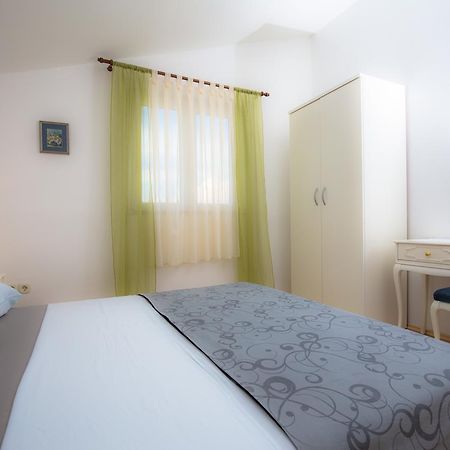 Apartment Family Vodice Exterior photo